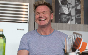 Gordon Ramsay: Γυρίσματα στη Μύκονο από τον διάσημο σεφ