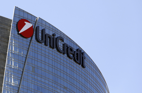 Πλήγμα 1 δισ. ευρώ για UniCredit εάν διαγράψει τις εργασίες της στη Ρωσία