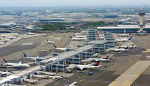 ΗΠΑ: Κρίση στην εναέρια κυκλοφορία (Forbes)