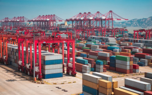 Αλμα 14,8% για τις κινεζικές εξαγωγές τον Μάρτιο