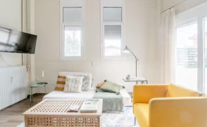 Έρευνα ΟΠΑ: Μικρή η επίδραση του Airbnb στην αγορά κατοικίας στην Ελλάδα