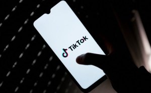 Η Επιτροπή αποστέλλει στο TikTok αίτημα παροχής πληροφοριών